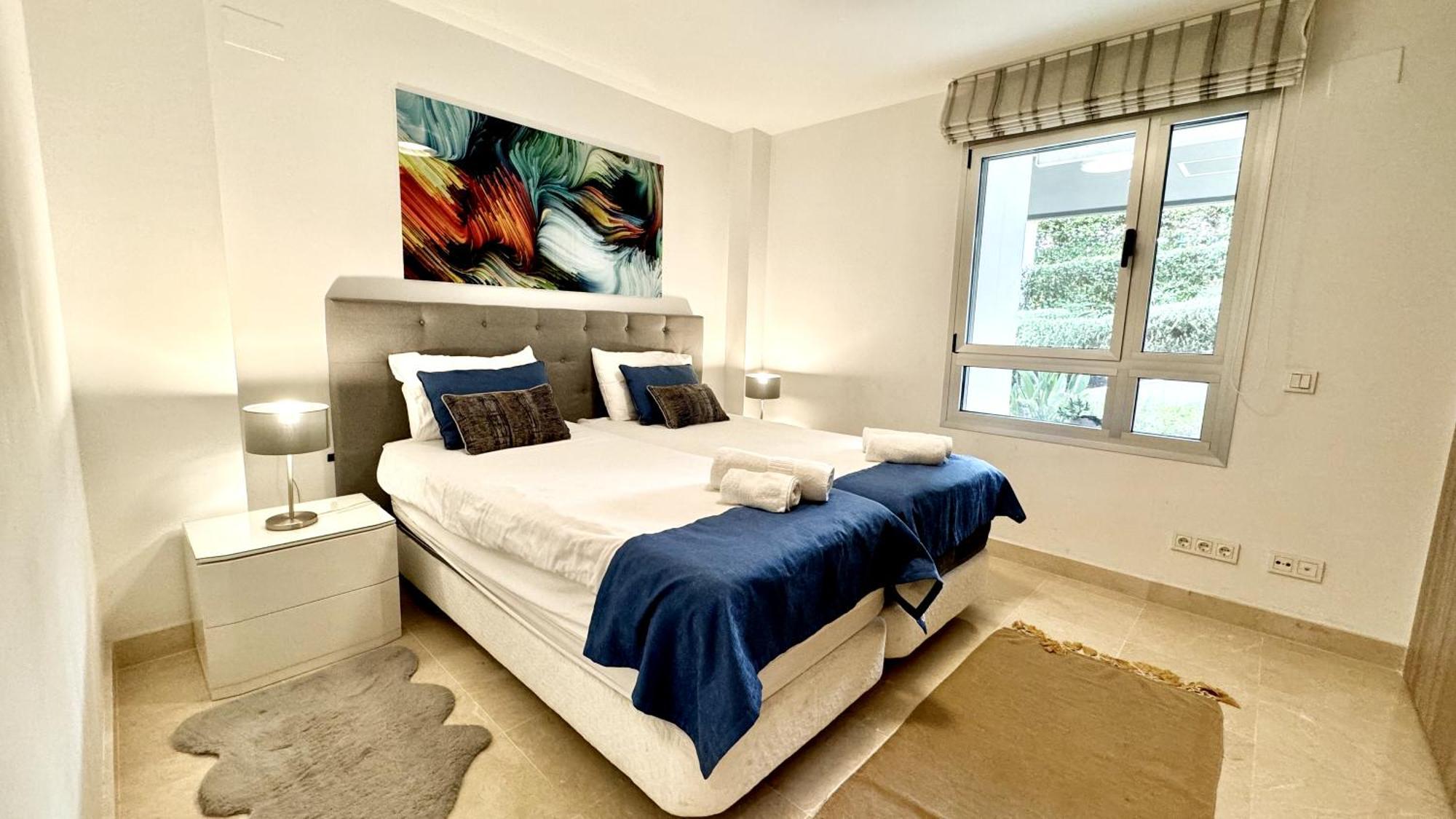 Modern Flat With Private Garden In Royal Banus Apartamento Marbella