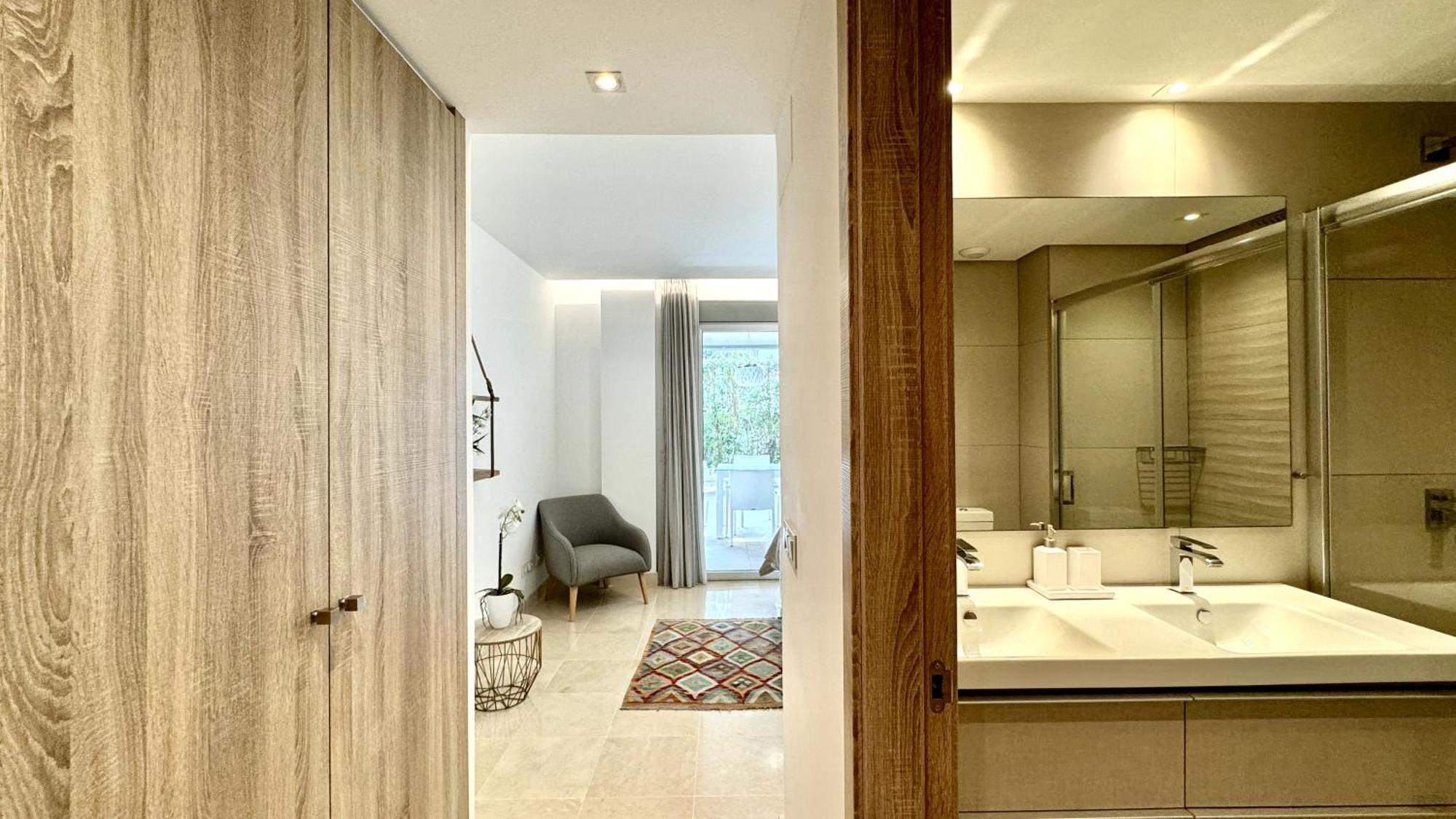 Apartamento Modern Flat With Private Garden In Royal Banus *